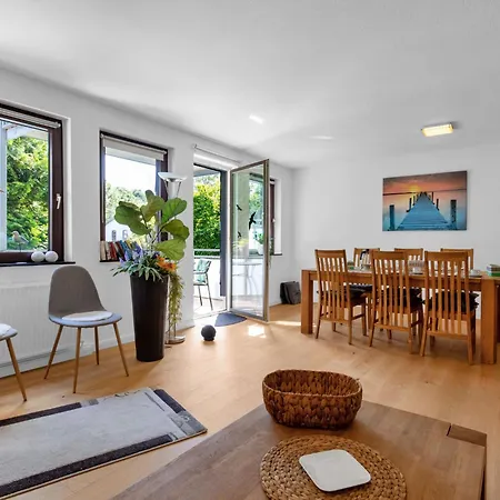 Austernfischer By Interhome * Warwerort